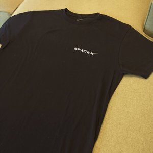 SpaceX F9 T-Shirt, NWOT, Size Lg